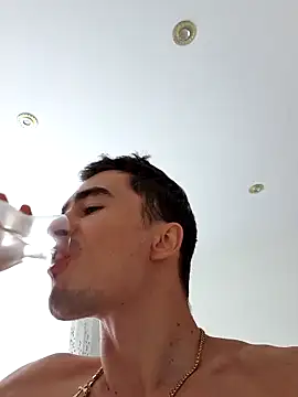 Snapshot of GoodGG chatting on October 3, 2025, 11:34 am GoodGG online show from October 3, 2025, 11:34 am