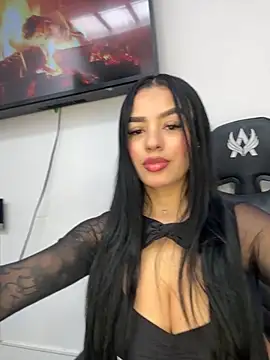 Antonella Smiith  online show from September 13, 2025, 5:02 pm