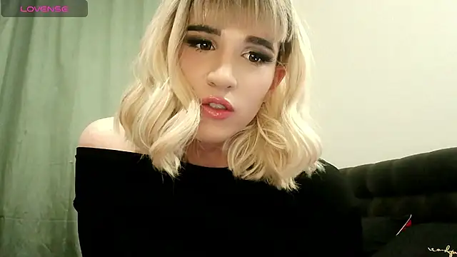 hellenspellman online show from March 15, 2025, 5:26 pm