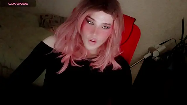 hellenspellman online show from November 18, 2025, 4:32 pm