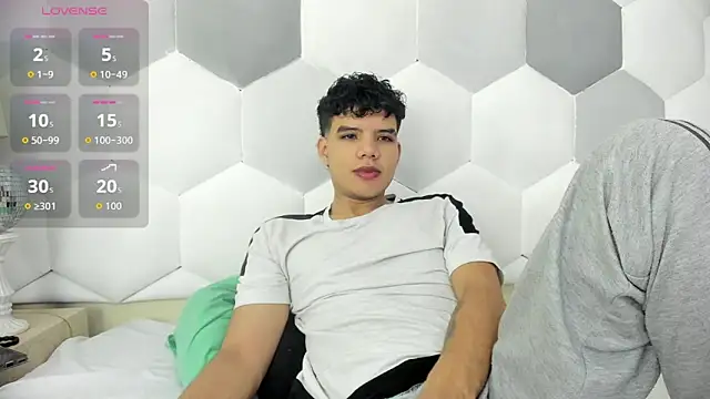 Axel Forte online show from October 3, 2025, 12:39 pm