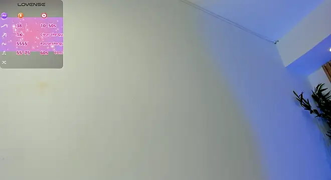 Snapshot of Ivaannaa_ chatting on May 14, 2026, 11:18 am Ivaannaa online show from May 14, 2026, 11:18 am