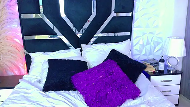 zarahCute online show from March 3, 2025, 2:44 am