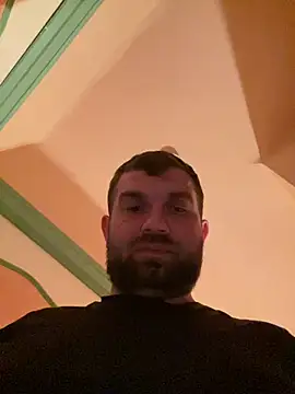 daniel21p online show from February 28, 2025, 10:28 pm