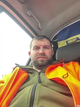 daniel21p online show from February 26, 2025, 2:05 pm