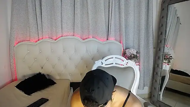 Javier Hot27 online show from February 26, 2025, 12:27 pm