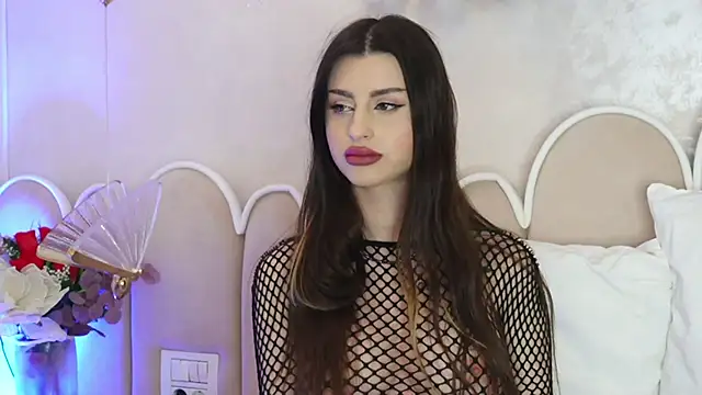 Alice Voss online show from April 14, 2026, 5:23 am