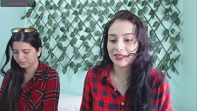 zukim2830 online show from March 10, 2025, 12:28 pm