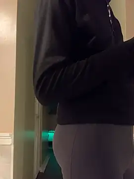 Polaroid White online show from March 10, 2025, 8:39 am