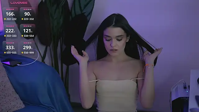 RobertaRosetti online show from March 14, 2025, 9:14 am