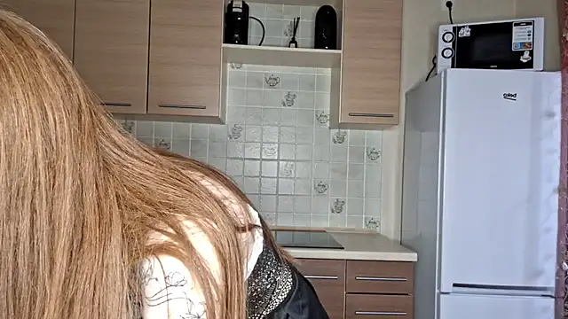 Snapshot of Adele_kawaii chatting on March 19, 2025, 11:17 am Adele kawaii online show from March 19, 2025, 11:17 am