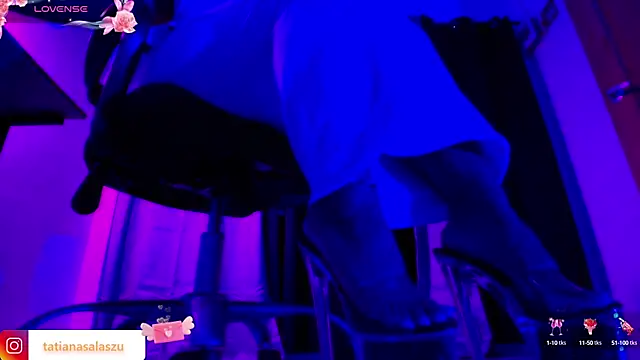 Snapshot of tatiana_10 chatting on March 3, 2025, 1:28 am tatiana 10 online show from March 3, 2025, 1:28 am