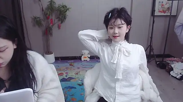 Facai55555 online show from March 8, 2025, 11:37 am