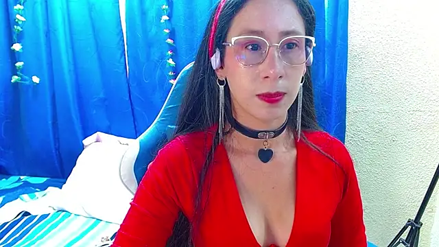 Snapshot of Gia_leinn chatting on April 29, 2026, 9:10 pm Gia leinn online show from April 29, 2026, 9:10 pm