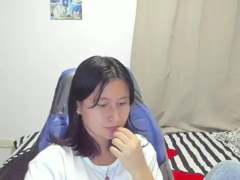 xoxo kiitty online show from October 2, 2025, 3:43 am