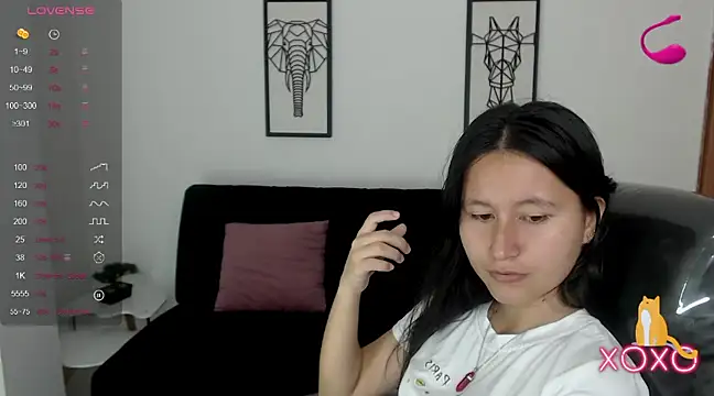 xoxo kiitty online show from March 2, 2025, 12:03 pm