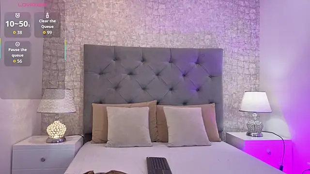 ChloeMoon9 online show from February 19, 2026, 10:23 am