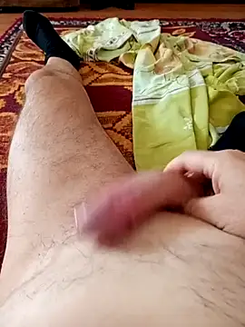 Snapshot of Vali1969 chatting on October 31, 2025, 12:02 pm Vali1969 online show from October 31, 2025, 12:02 pm