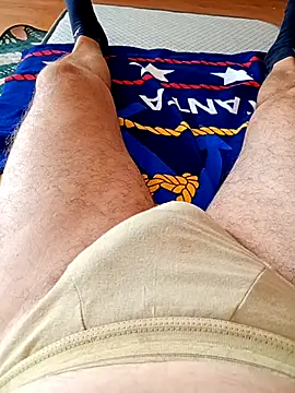 Snapshot of Vali1969 chatting on September 15, 2025, 1:11 pm Vali1969 online show from September 15, 2025, 1:11 pm