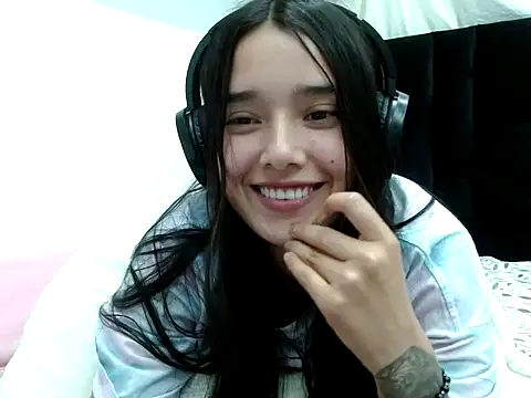  luna 777 online show from October 20, 2025, 12:24 am