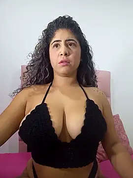 Lilith 30 online show from November 3, 2025, 5:16 pm