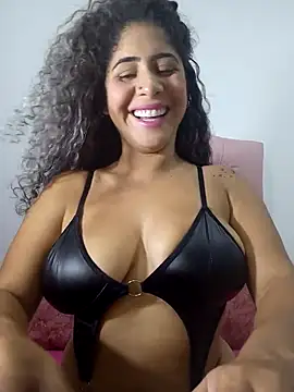 Lilith 30 online show from November 4, 2025, 3:27 pm