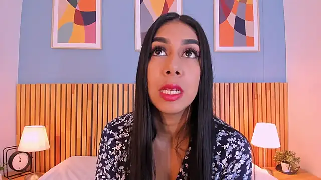 AnnieGibbyns online show from September 28, 2025, 8:38 pm