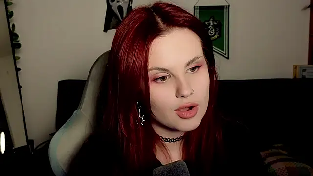 Della Ideal online show from December 3, 2025, 6:18 pm