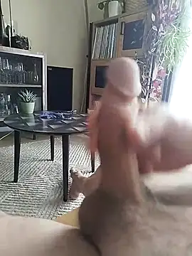 Snapshot of Davestco31 chatting on October 31, 2025, 1:41 pm Davestco31 online show from October 31, 2025, 1:41 pm