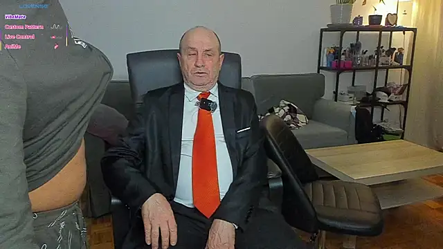 Snapshot of masterboy50 chatting on May 10, 2026, 7:38 pm masterboy50 online show from May 10, 2026, 7:38 pm