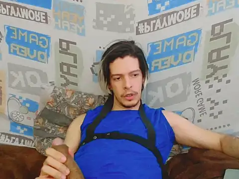 blondetwink online show from April 16, 2026, 5:14 pm