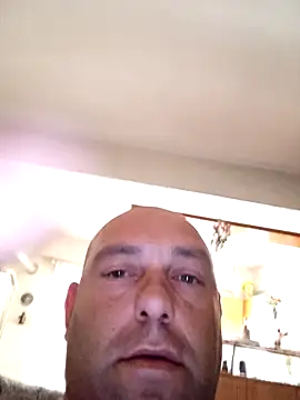 chris19851 online show from September 9, 2025, 9:08 am