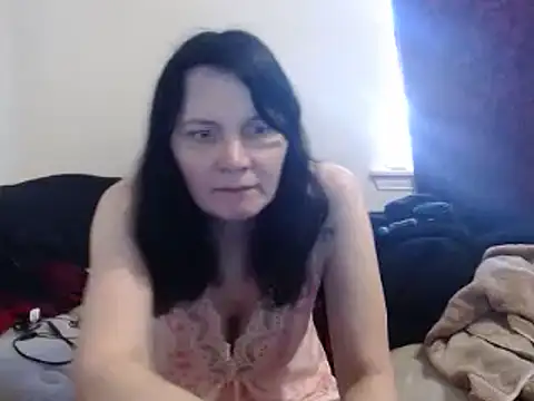 Snapshot of Hotmodel1984 chatting on March 20, 2025, 6:09 pm Hotmodel1984 online show from March 20, 2025, 6:09 pm
