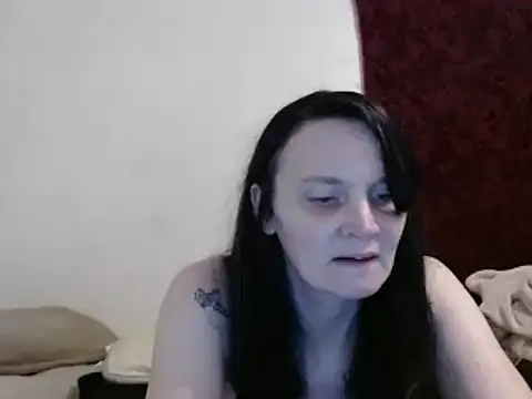Snapshot of Hotmodel1984 chatting on March 13, 2025, 3:33 am Hotmodel1984 online show from March 13, 2025, 3:33 am