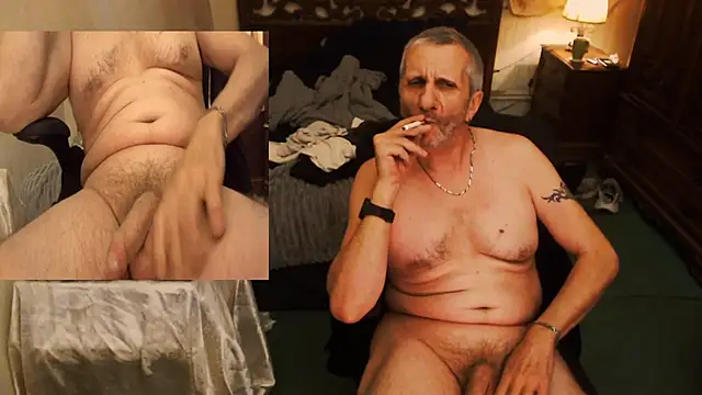 maxdaddy690 online show from October 2, 2025, 10:57 pm