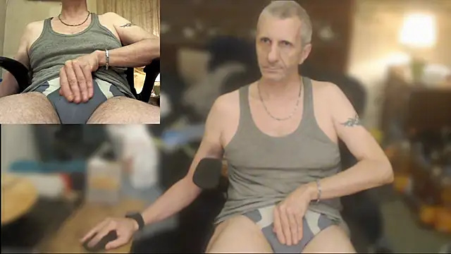maxdaddy690 online show from July 19, 2026, 8:49 pm