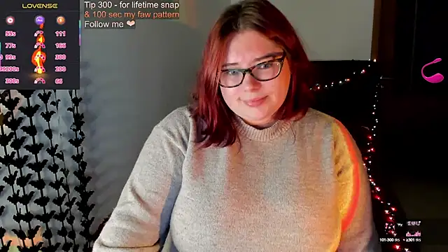 Lily lu one online show from October 11, 2025, 12:22 am