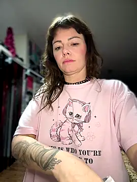 NaughtyLittleVeteran online show from November 22, 2025, 10:36 am