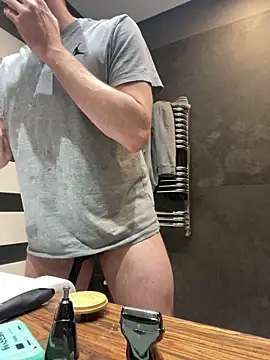 gryzoon online show from November 10, 2025, 2:27 am