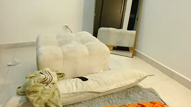  tommy and anabel05 online show from April 28, 2026, 2:27 am