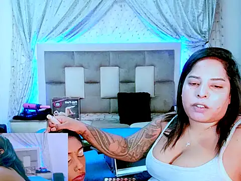 indiantopaz694u online show from November 23, 2025, 6:34 am