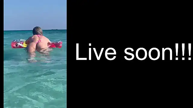 Snapshot of _Allie_ chatting on November 19, 2025, 5:40 am Allie online show from November 19, 2025, 5:40 am