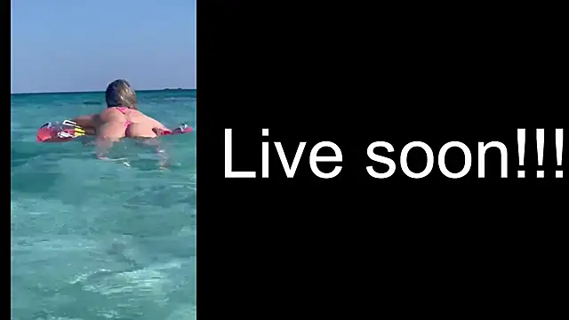 Snapshot of _Allie_ chatting on October 4, 2025, 4:58 am Allie online show from October 4, 2025, 4:58 am