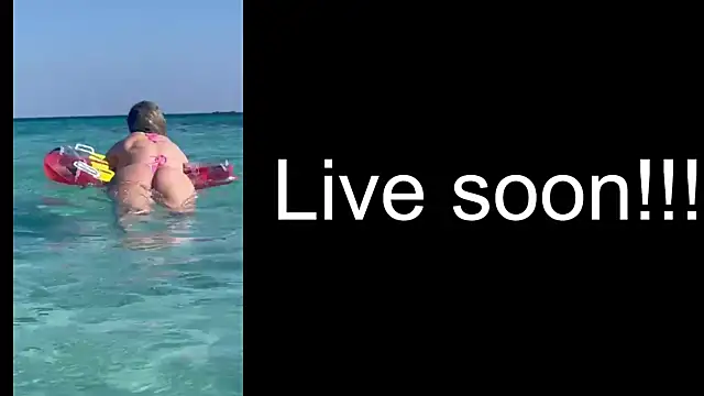 Snapshot of _Allie_ chatting on November 28, 2025, 5:40 am Allie online show from November 28, 2025, 5:40 am