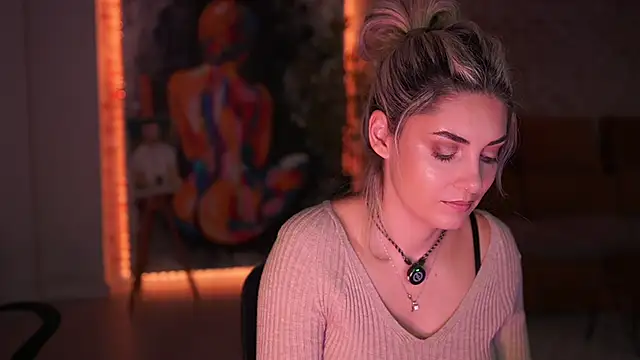 Snapshot of _Allie_ chatting on November 14, 2025, 6:17 am Allie online show from November 14, 2025, 6:17 am