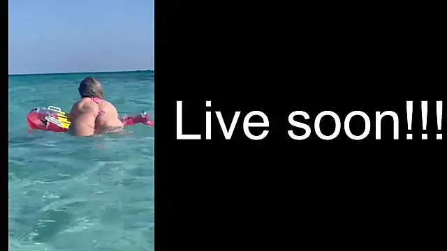 Snapshot of _Allie_ chatting on October 25, 2025, 4:11 am Allie online show from October 25, 2025, 4:11 am