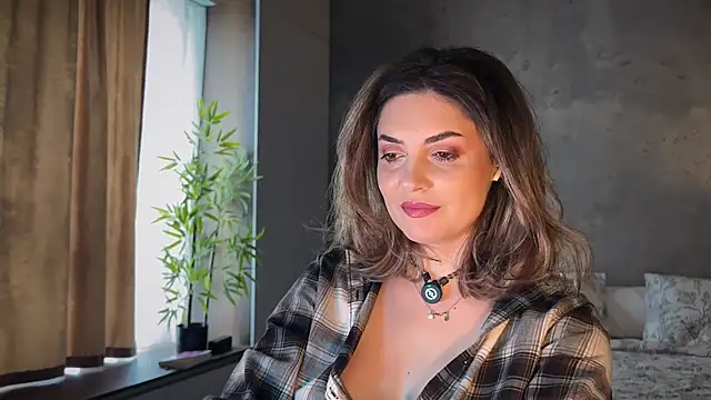  Allie  online show from April 1, 2026, 1:01 pm