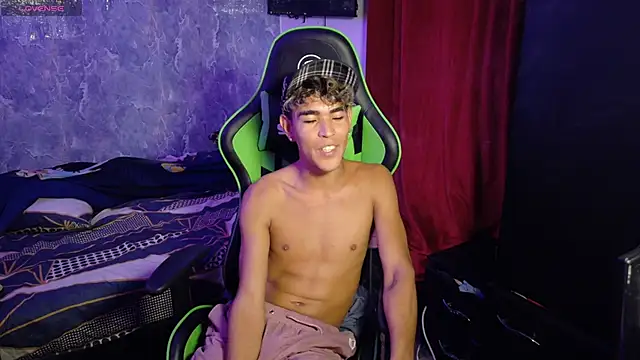 twinks 28 online show from October 13, 2025, 9:22 am