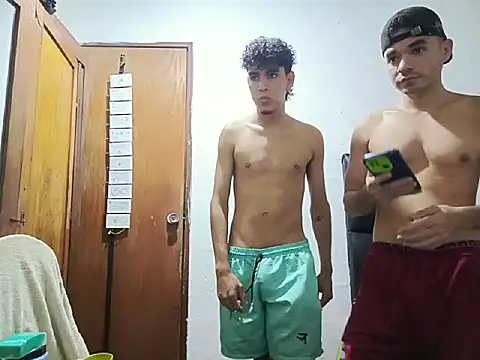 twinks 28 online show from February 27, 2025, 11:48 pm