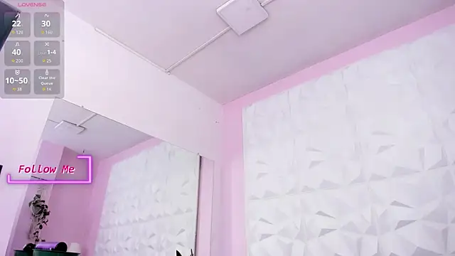 Valeriagomez  online show from September 16, 2025, 12:17 pm